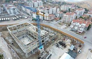 Mamaklılara yeni yüzme havuzu