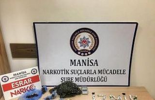 Manisa’da uyuşturucu taciri yabancı uyruklu 4...