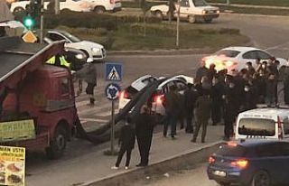 Mardin’de tonlarca inşaat demiri ışıkta bekleyen...