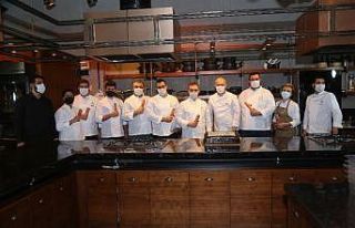 Mehmet Şef’in okulu ilk mezunlarını verdi