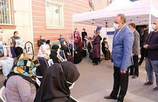 Memur-Sen Diyarbakır yönetiminden evlat nöbetindeki...