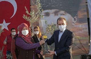 Mersin Büyükşehir Belediyesi, üreticiye 60 bin...