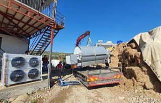 Mersin’de süt üreticilerine soğutma tankı desteği