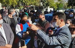 Milas’ta Fatih İlkokulu öğrencileri yeni yapılan...