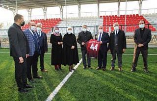 Milletvekili Çalık ve Başkan Güder, gençlik yatırımını...