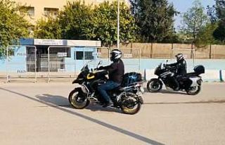Motosiklet tutkunları Suriye sınırını gezdi