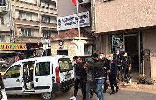 Mustafakemalpaşa’da uyuşturucu operasyonu: 6 kişi...