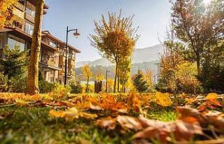 Narven Termal Kasaba, sonbaharın renklerine büründü