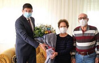 Nazilli Belediye Başkanı Özcan, güne ilkokul öğretmenini...
