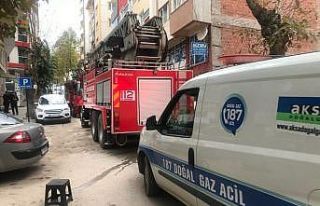 Ocakta unutulan yemek ekipleri alarma geçirdi