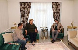 Öğretmenler gününde anlamlı ziyaret