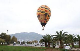 Ordu semaları balonla renklendi