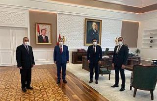 OSB Heyeti Bakan Varank ve Koca’yı ziyaret etti