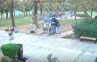 Otobüsten laptop çantası çaldı yardım kutusuna...