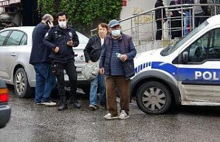 (Özel) 82 yaşındaki kadın dolandırılmaktan son...