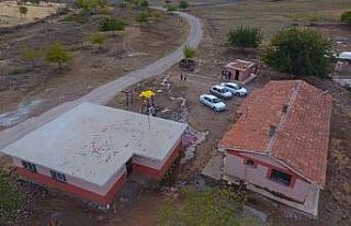 (Özel) Eğitim gönüllüleri tatili fırsata çevirdi