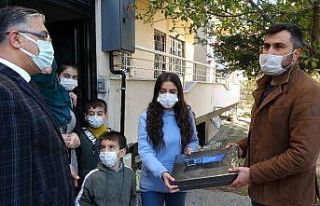 (Özel) Fedakar öğretmenden uzaktan eğitime destek