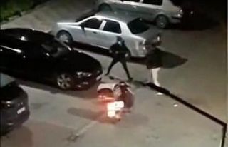 (Özel) İstanbul’da motosikletli kuryelerin kavgası...