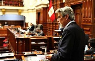 Peru’da bir hafta içinde 3. kez Devlet Başkanı...