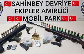 Polis uyuşturucu satıcılarına göz açtırmıyor