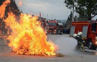 Polislere yangın eğitimi