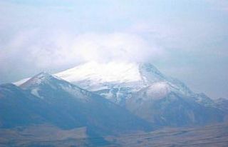 Posof dağları beyaza büründü