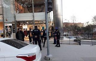 Pozitif vakalı şahıs karantinada olması gerekirken...