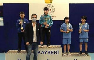 Raketler Cumhuriyet Kupası için sallandı