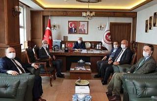 Rektör Aydın: "Üniversiteler şehirlerin gelişimi...