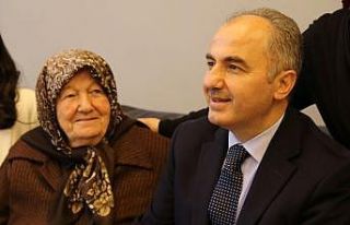 Rize Belediye Başkanı Rahmi Metin’in annesi hayatını...