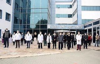 Sağlık çalışanları Atatürk’ü minnetle andı