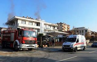 Sakarya’da kafeteryada çıkan yangın paniğe sebep...