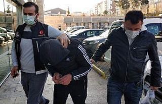 Samsun’da uyuşturucu hapla yakalanan 2 kişiye...