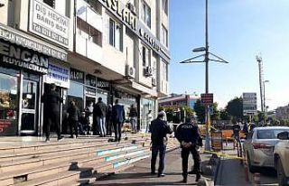 Sancaktepe’de silahlı kuyumcu soygunu: İş yeri...