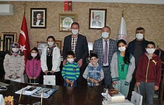 Sarıcakaya Belediyesi’nden ücretsiz tablet