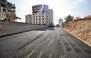 Şehitkamil’den 3 mahallede eş zamanlı asfalt...
