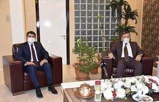 Şehzadeler Belediyesi’nden esnafa destek