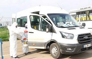 Servis araçları dezenfekte ediliyor