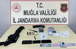 Seydikemer’de Jandarmadan Uyuşturucu Operasyonu