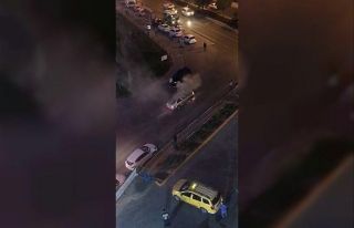 Seyir halindeki araç alev alev yandı