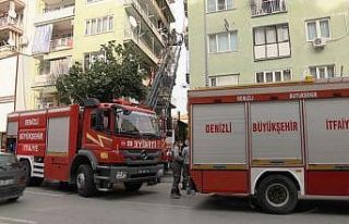 Sigara yakmaya çalıştı, kıyafetleri yanınca...