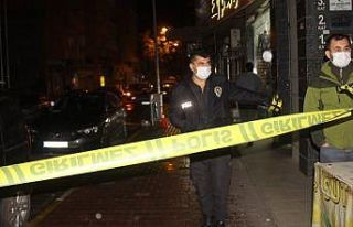 Sokak ortasında bacağından vuruldu