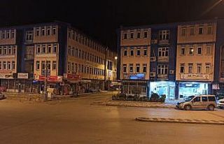 Şuhut’ta kisitlamanın ilk günü cadde ve sokaklar...