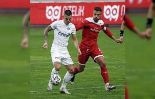 Süper Lig: Kasımpaşa: 2 - Fraport Tav Antalyaspor:...