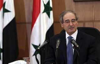 Suriye’nin yeni Dışişleri Bakanı Faisal Mekdad...
