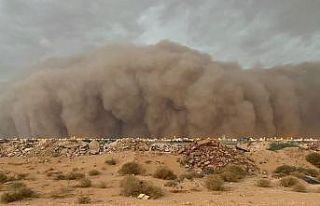 Suudi Arabistan’ı kum fırtınası vurdu