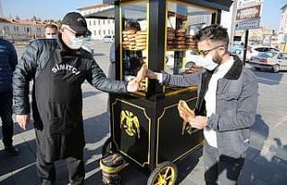 Tarihi dokuya uygun simit stantları