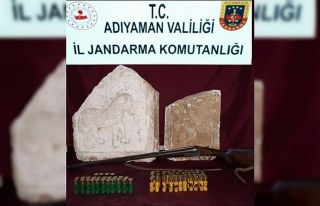 Tarihi eseri satmak isterken yakalandı