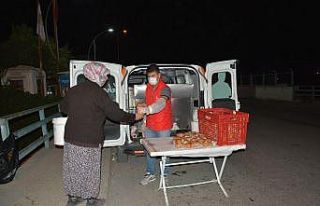 Tarım işçileri sabah saat 5’te “1 Ekmek 1 Çorba’...