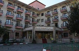 Tatilciler doğa, spor ve termal suların olduğu...